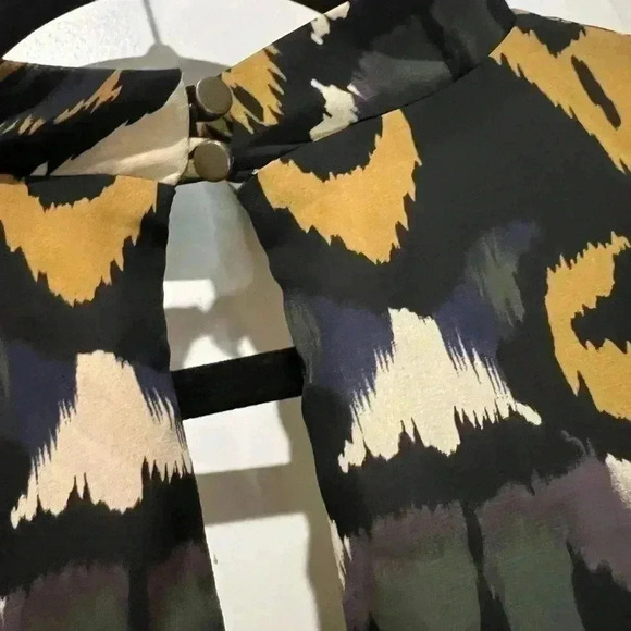 CARAMELA DRESS SIZE LARGE - Picture 5 of 6